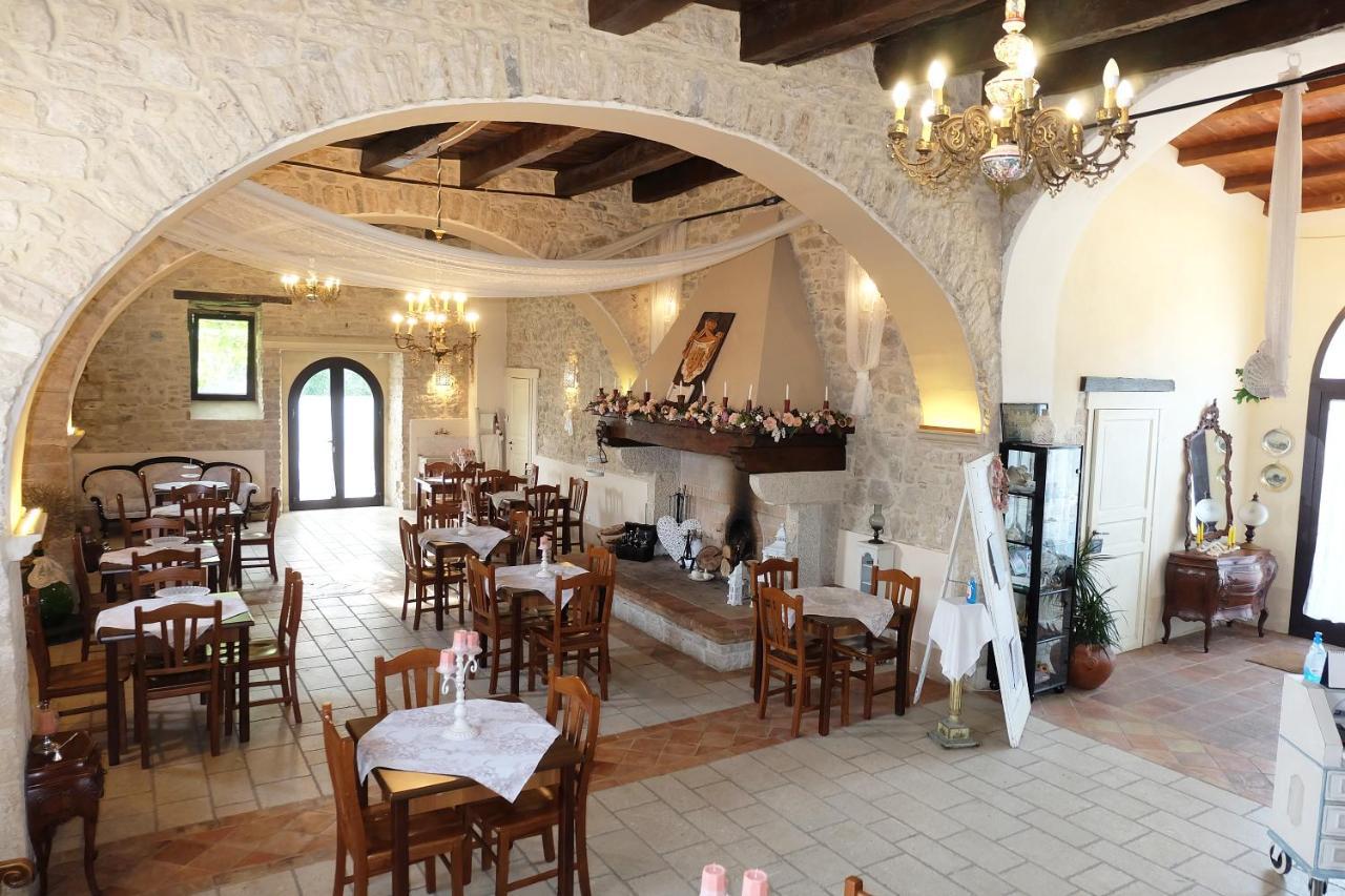 Antica Taverna Del Principe Sepino Kültér fotó